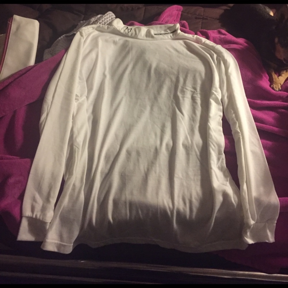 Woman's long sleeve dress to go over leggings.