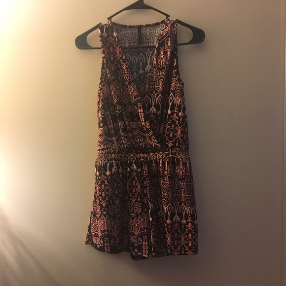 TJ Maxx Aztec Romper - Picture 1 of 3