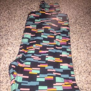 LulaRoe Tall and Curvy Pattern Leggings