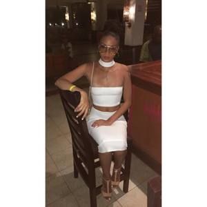 Meet your Posher, Iris