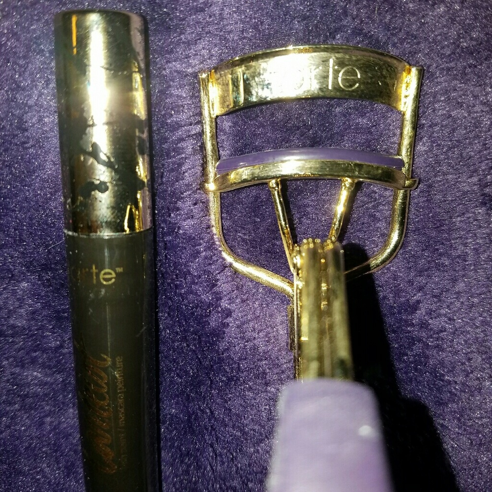 TARTE eyelash curler and tarteist mascara