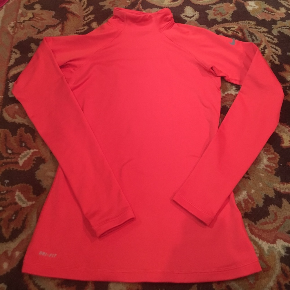 Nike long sleeve shirt