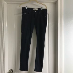 Hollister skinny jeans. Like new. 4S (W27 L29)