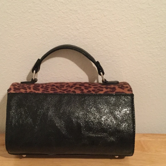 Beautiful Black/Leopard Purse - Picture 2 of 3