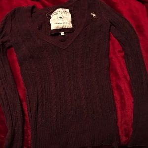 Abercrombie Maroon Sweater 💢Donating This Weekend