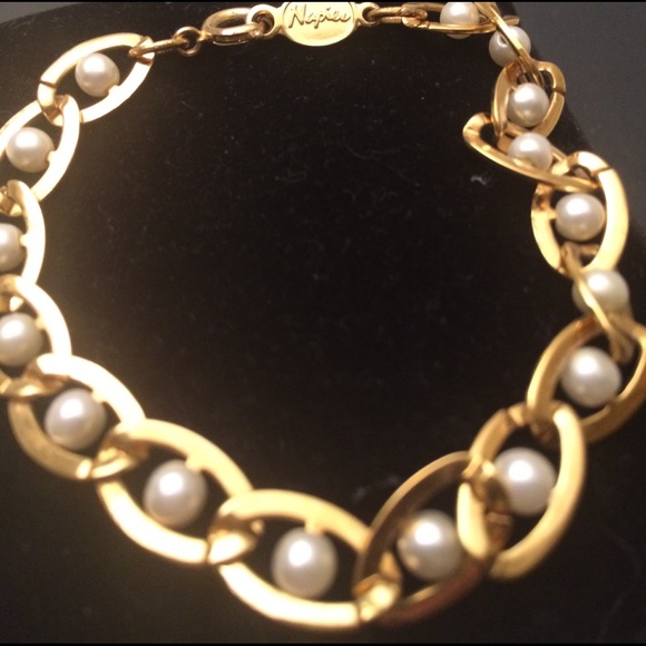 Napier gold tone bracelet. 70's, - Picture 2 of 3