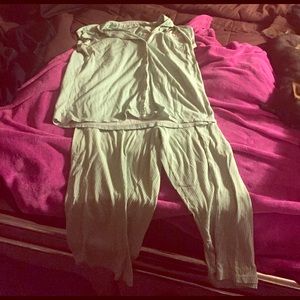 Woman's sleep wear