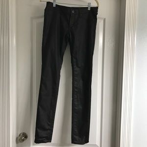 H&M Super Skinny Black Coated Jeans. NWOT. 28/32
