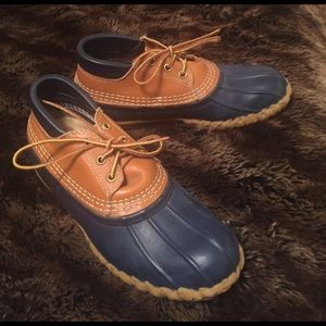Navy LL Bean duck boot (low ankle)