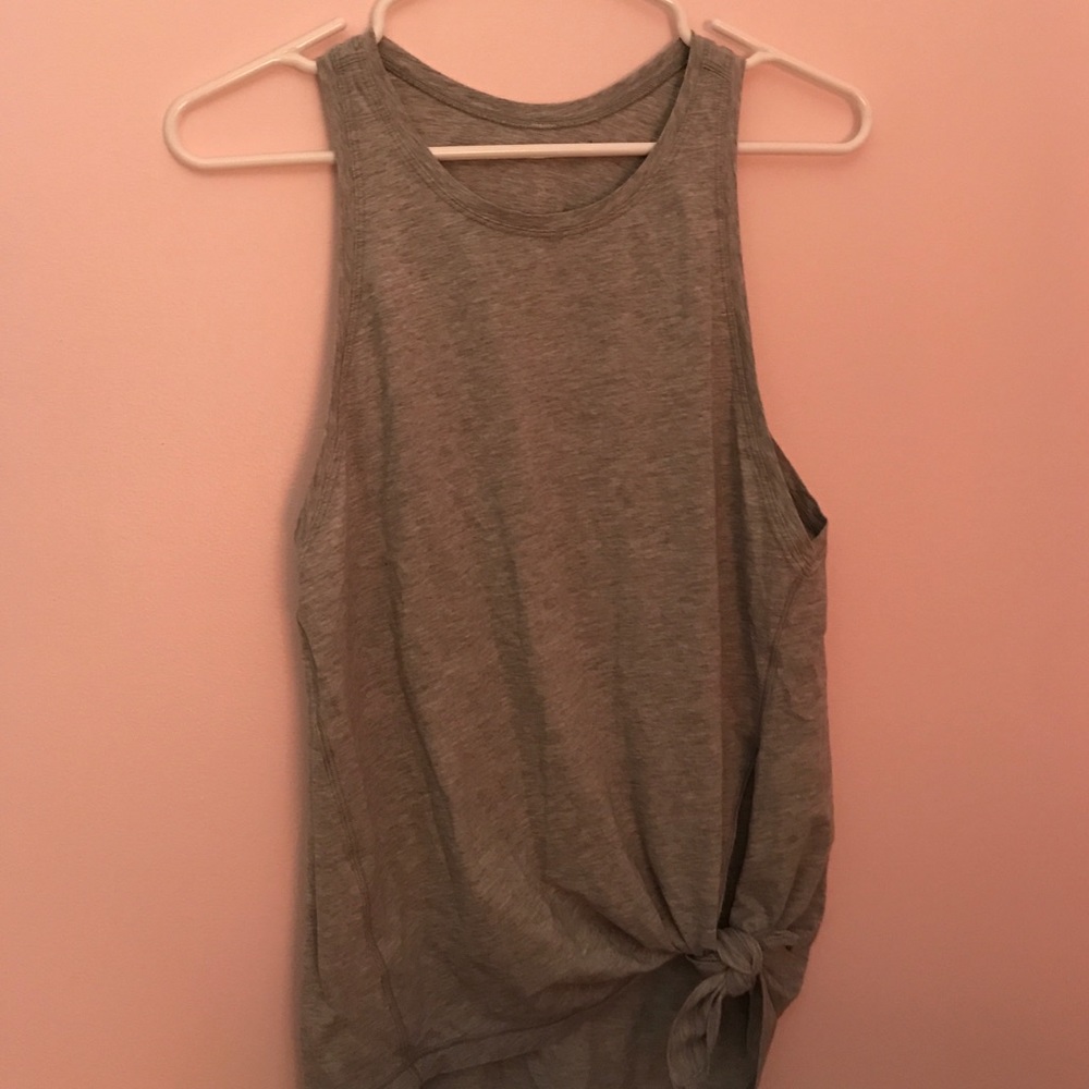 lululemon tie & go tank size 2 heather gray