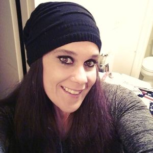 Meet your Posher, Elisa