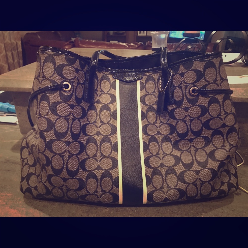 Authentic leather large Coach Bag