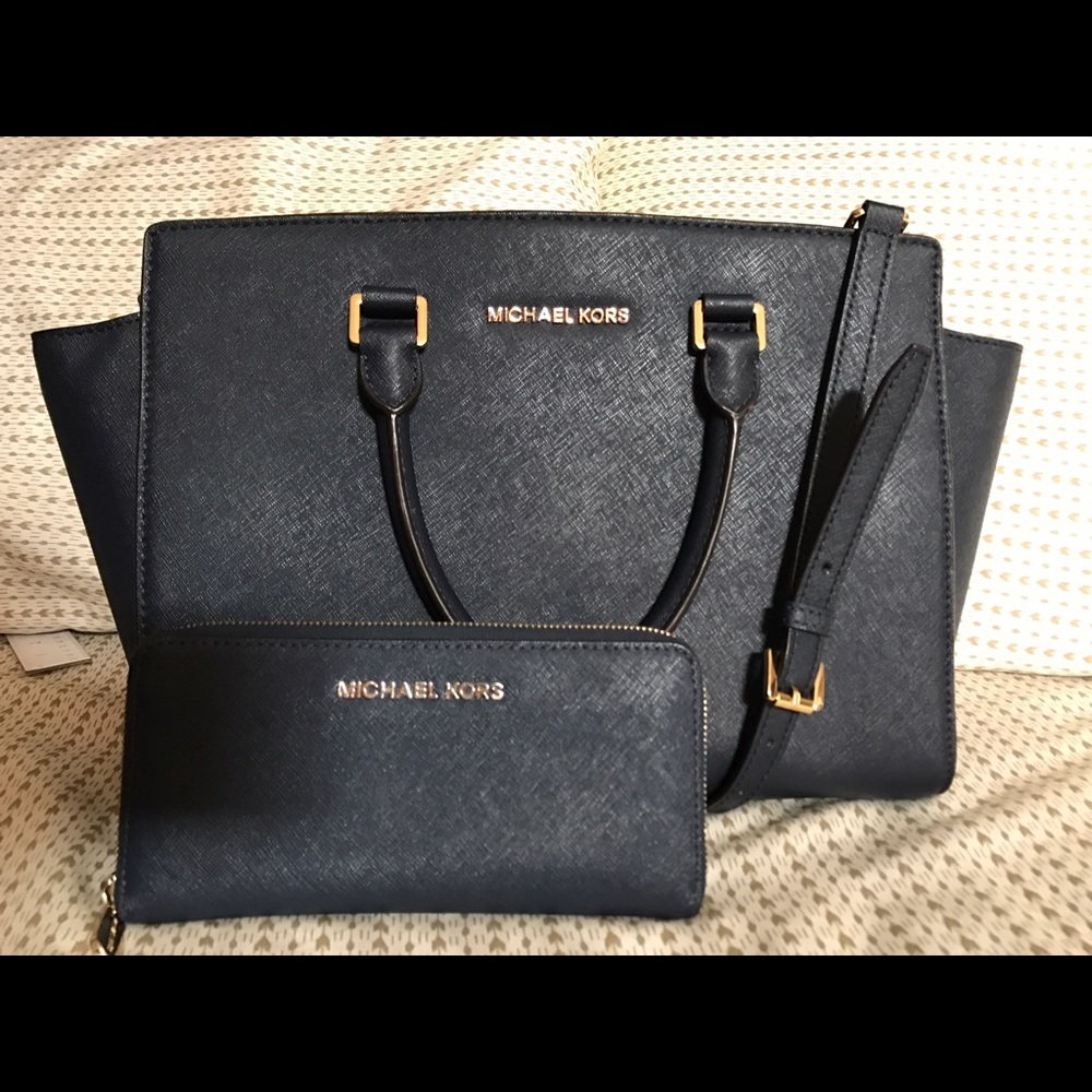 🚫SOLD🚫 Michael Kors Selma satchel with continental wallet