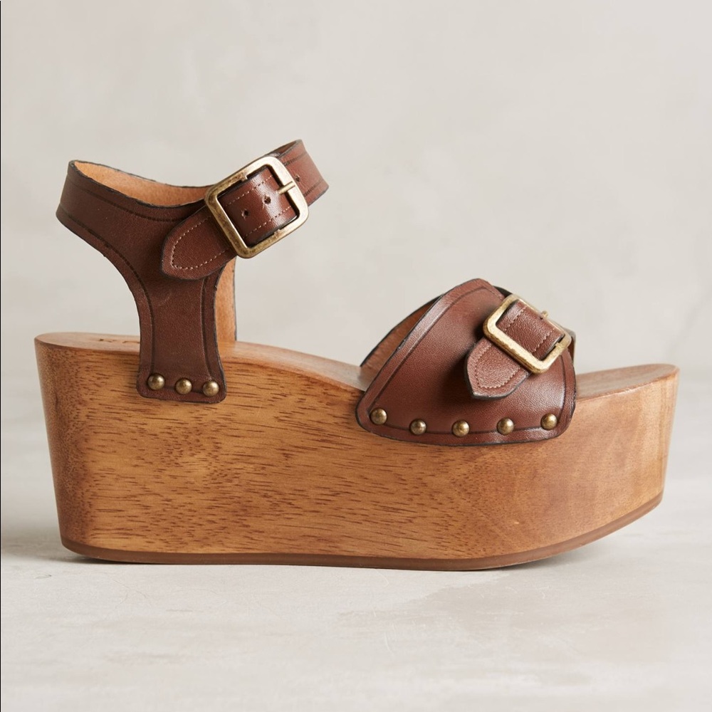 Kelsi Dagger Block Wooden Wedge Platform - Picture 2 of 4