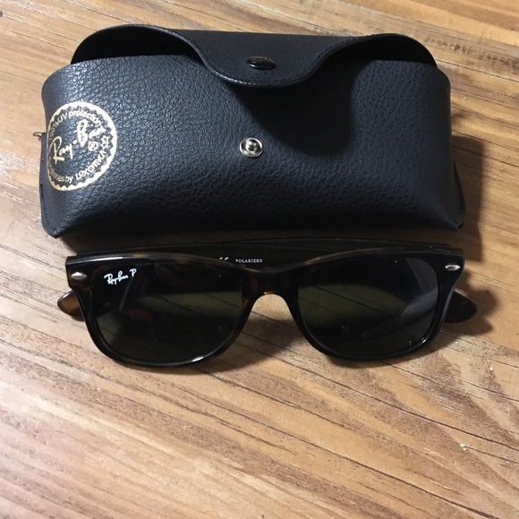 Ray-Ban WayFarer Polarized Sunglasses (BRAND NEW) - Picture 1 of 1