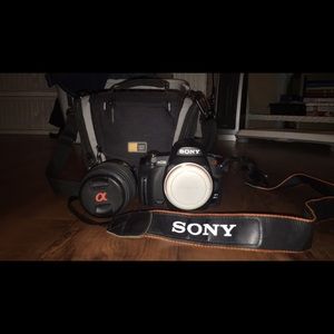 Sony Alpha 230