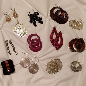 Lot of earrings