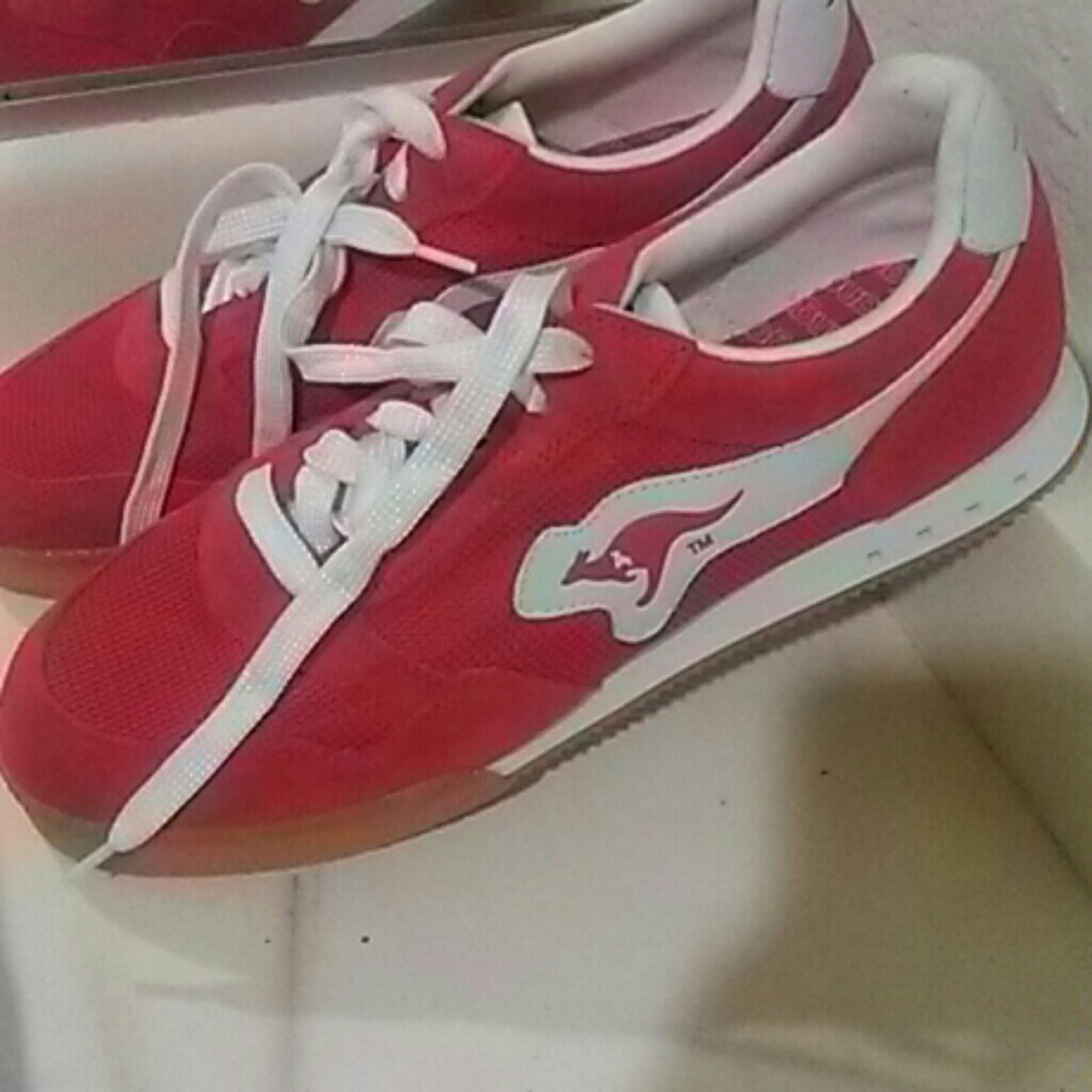 KangaRoos
