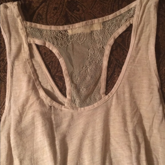 Adorable glitter tank top - Picture 2 of 2