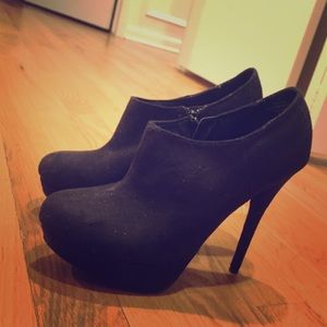 Black Suede Ankle Heeled Booties