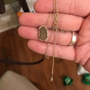 Kendra Scott necklace