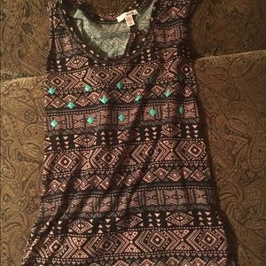 Back showing tank top😍