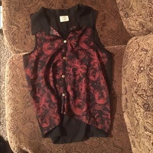 Rose pattern dressy tank top!🌹🌹