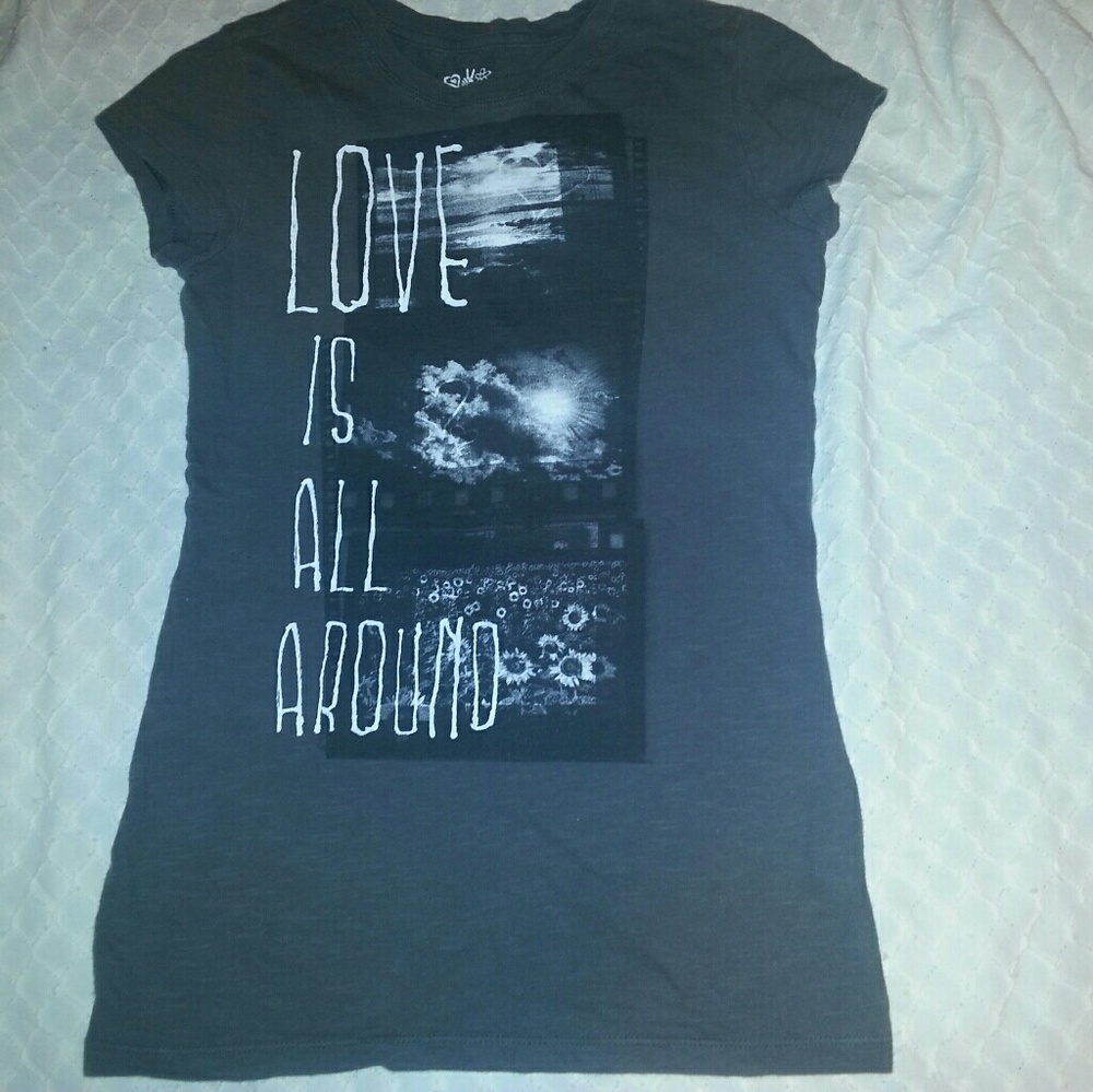 Mudd Tee Shirt