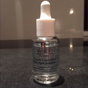 Kiehl's Clearly Corrective Dark Spot Solution