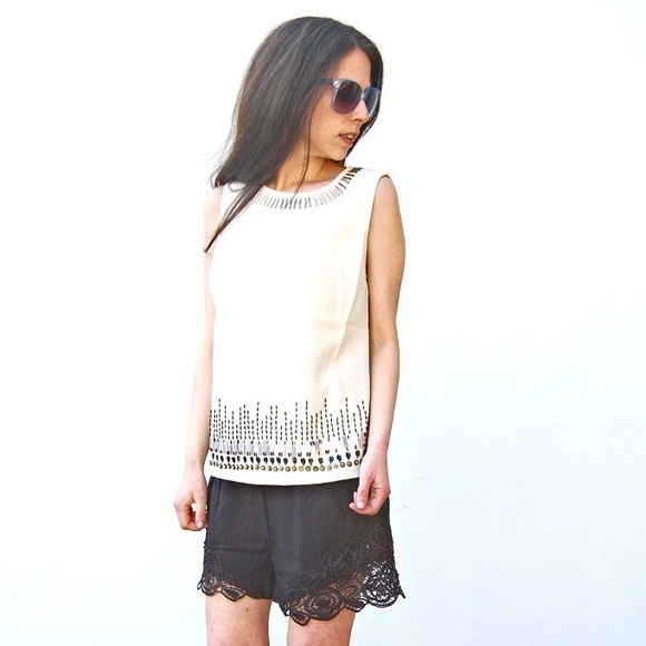 Muir Beach Beaded Ivory Top - Picture 2 of 8