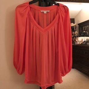 🎉MOVING SALE🎉 DVF pink blouse long sleeve 6