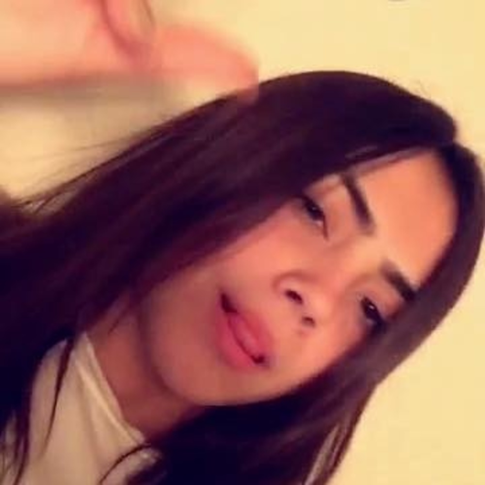 Meet your Posher, Adriana