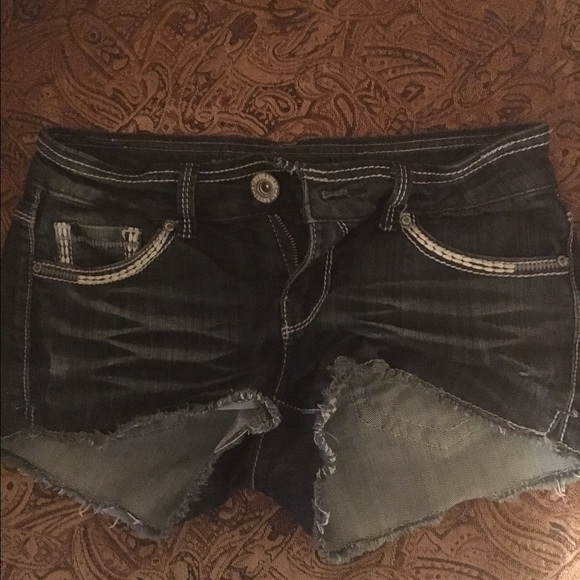 Very cute shorts! 😍 - Picture 2 of 2