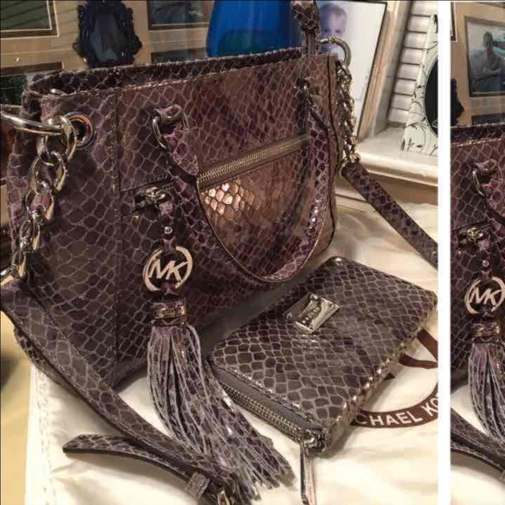 MICHAEL KORS SET LIMITED SATCHEL/WALLET