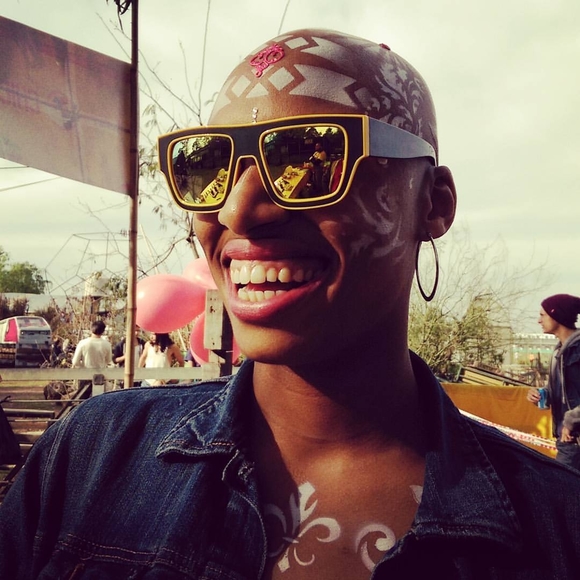 Meet your Posher, Gidget - Picture 1 of 1