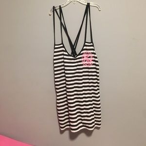 vs pink tank top