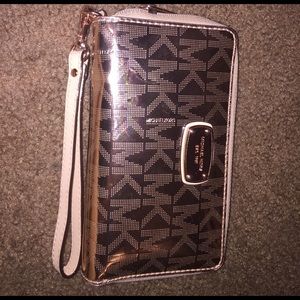 Micheal Kors Wallet