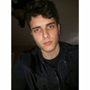 Meet your Posher, Tiago