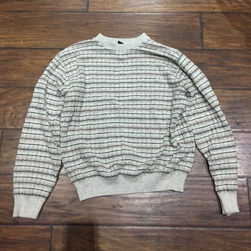Vintage knit sweater