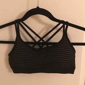 Black/silver strappy back sports bra Forever 21