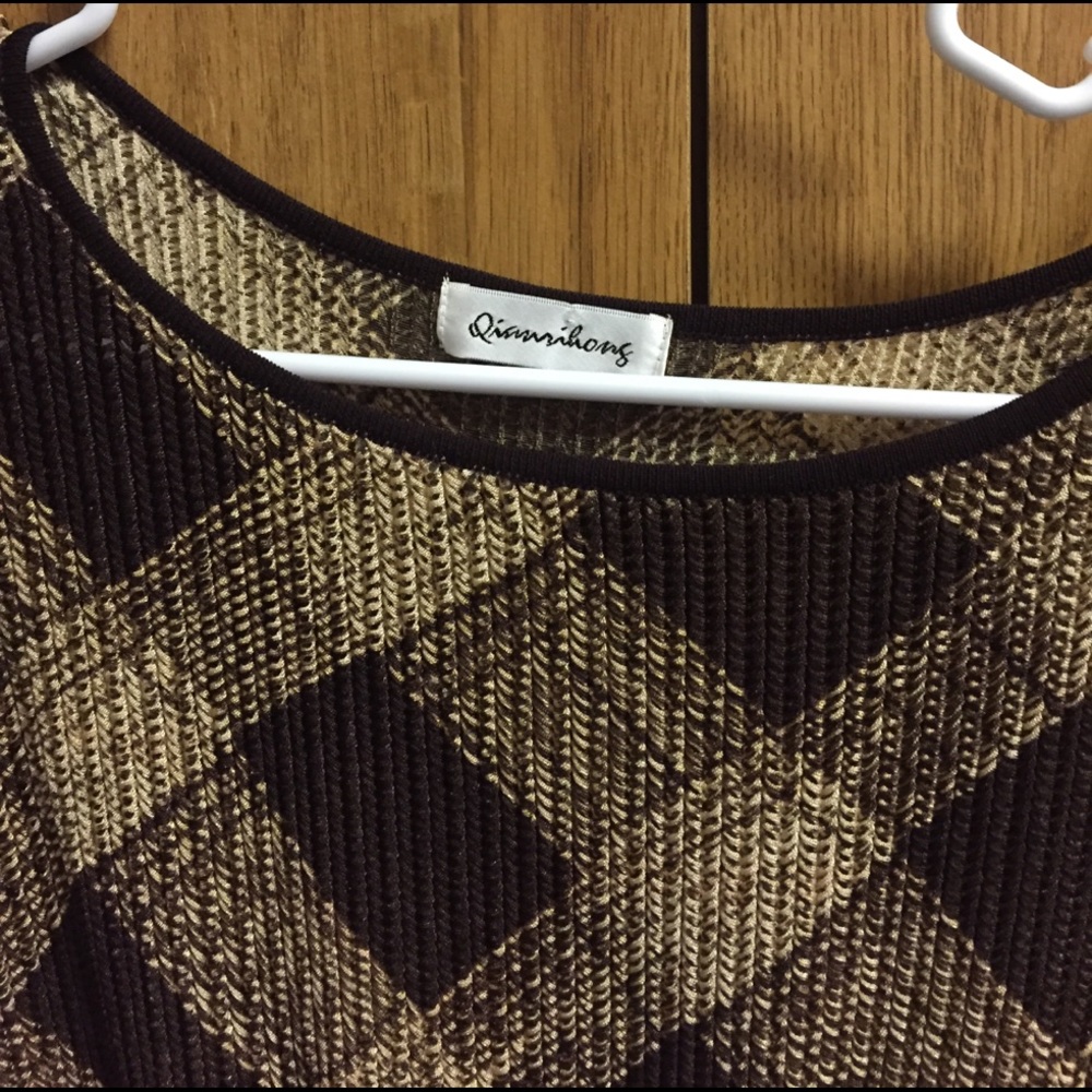 Blouse - Picture 2 of 3