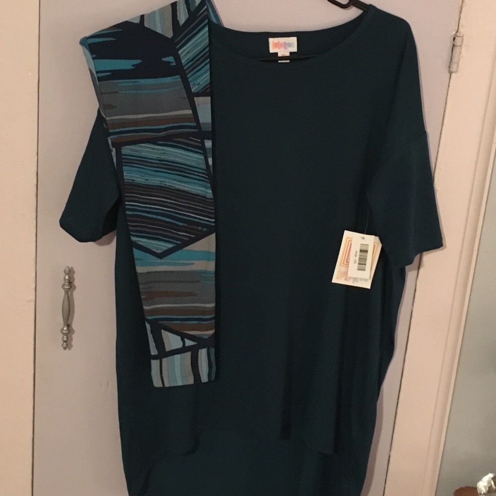 Lularoe 2 piece outfit: OS leggings and XS Irma