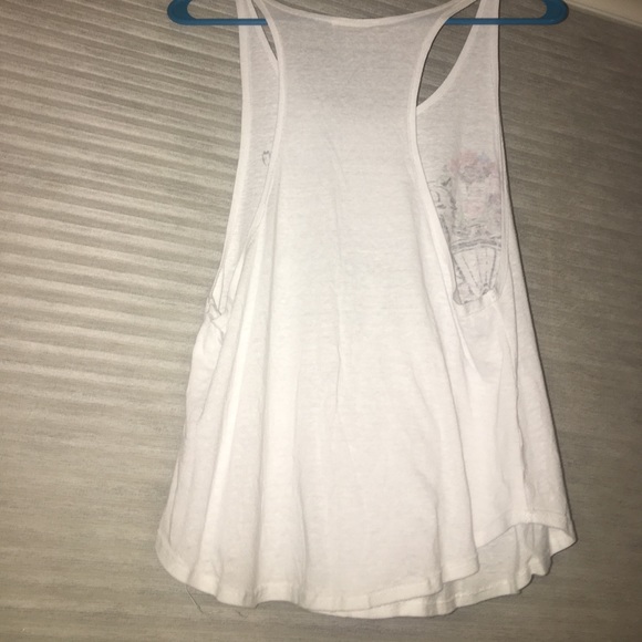 Tanktop - Picture 2 of 3