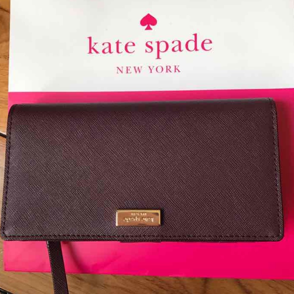 Kate Spade Brand New Leather Wallet (Price Firm)