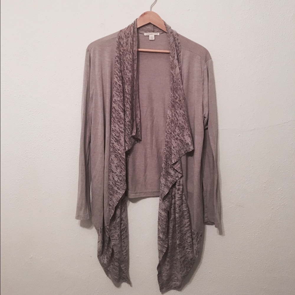 Lightweight cardigan wrap