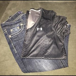 🆕 Underarmour short sleeve Tee