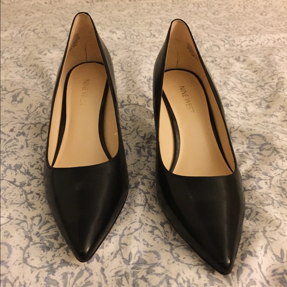 Nine West leather heels size 7.5