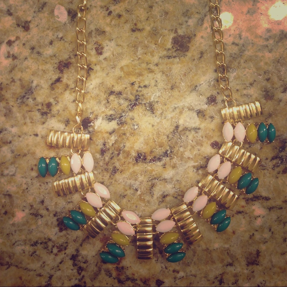 NY&Co Teal, Yellow & White statement necklace