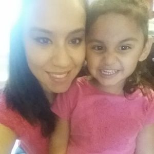 Meet your Posher, Stefanie