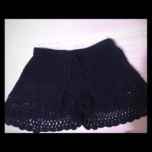 Forever 21 Crochet Knit Shorts Size Large